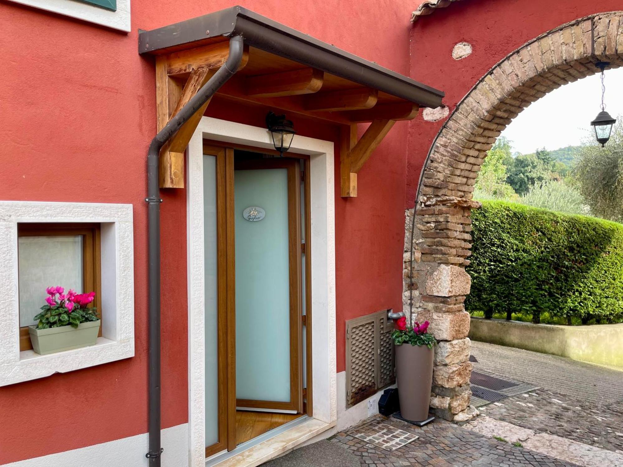 Relais Fontana Rosa B&B Wellness 카프리노 베로네세 외부 사진